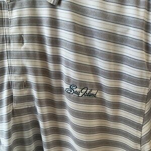 FootJoy men’s Sea Island logo white/gray striped golf shirt. Size Medium